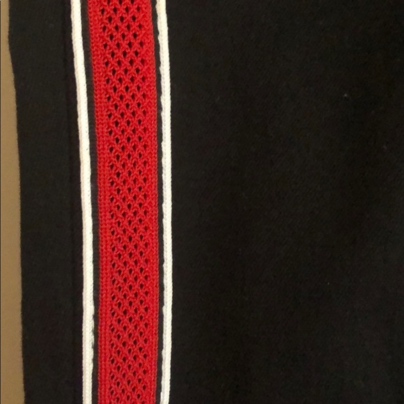 Zara pants with red stripes and white detail - Picture 3 of 6
